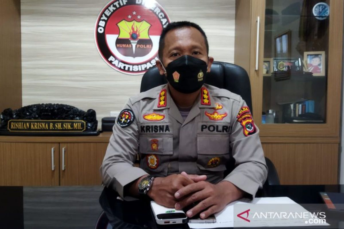 Ratusan anggota polisi diterjunkan jaga unjuk rasa mahasiswa di Alor