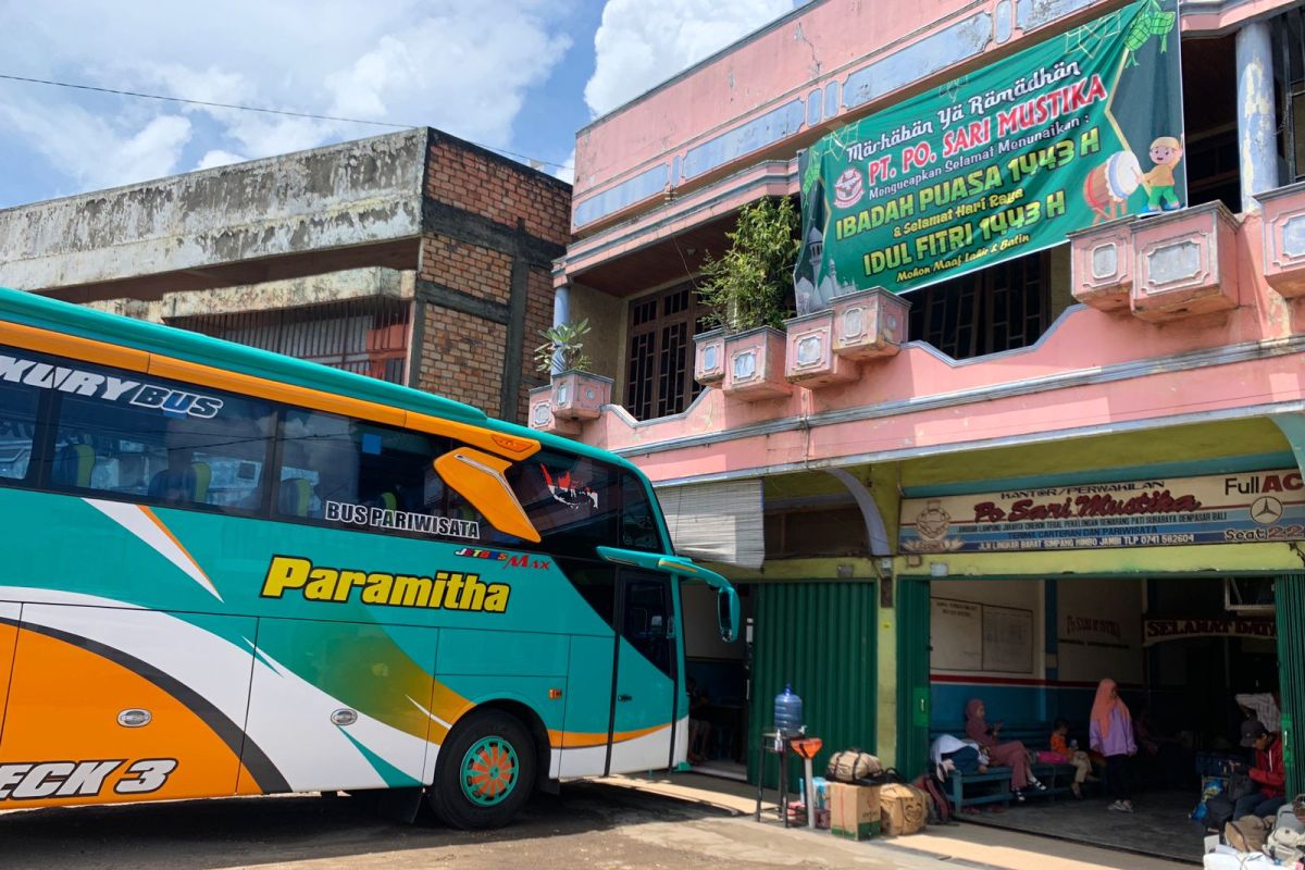 Bus angkutan siap berlakukan penyesuaian tarif angkutan Lebaran 2022