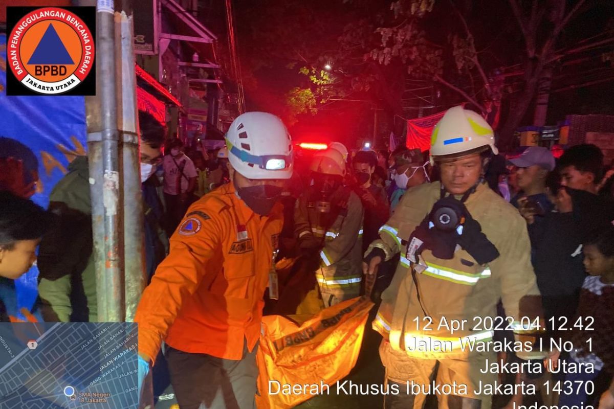 Satu keluarga tewas dalam kebakaran bengkel di Warakas Tanjung Priok