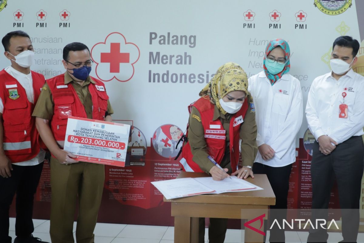 PMI Banten terima donasi PMI Tangsel untuk korban bencana