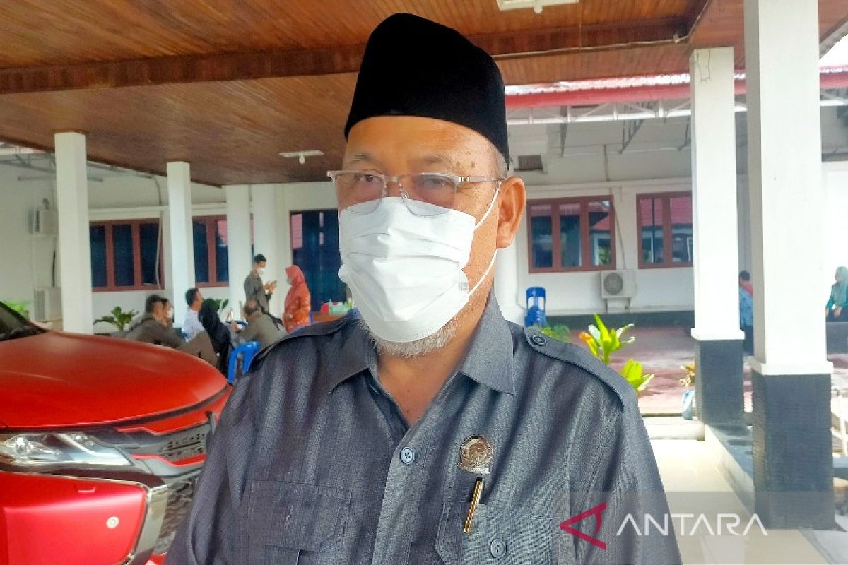 Legislator harapkan jalan Desa Mekar Indah ditingkatkan