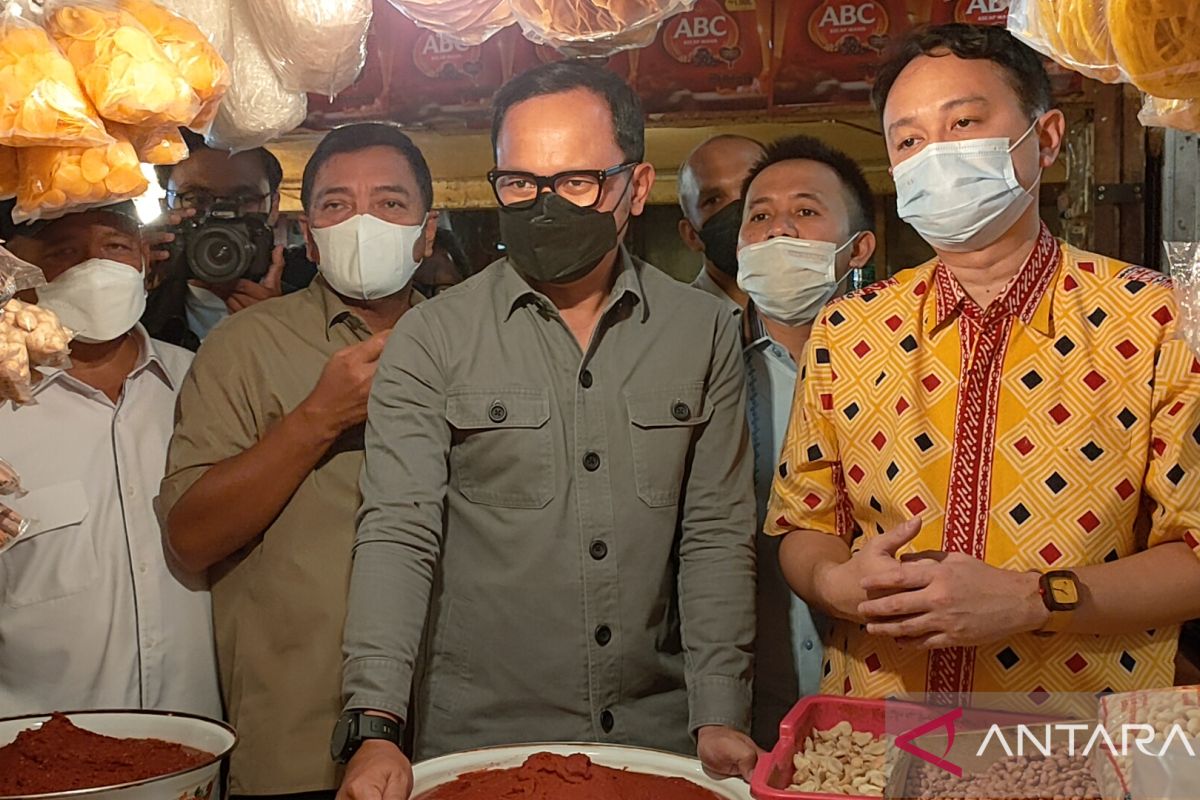 Wamendag tinjau harga pangan jelang Lebaran di Pasar Baru Bogor