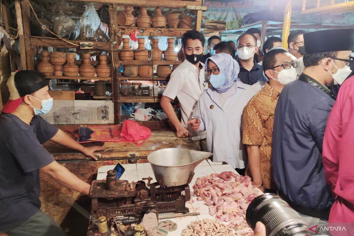 Bupati Bogor usulkan ke Kemendag gelar operasi pasar khusus untuk pedagang
