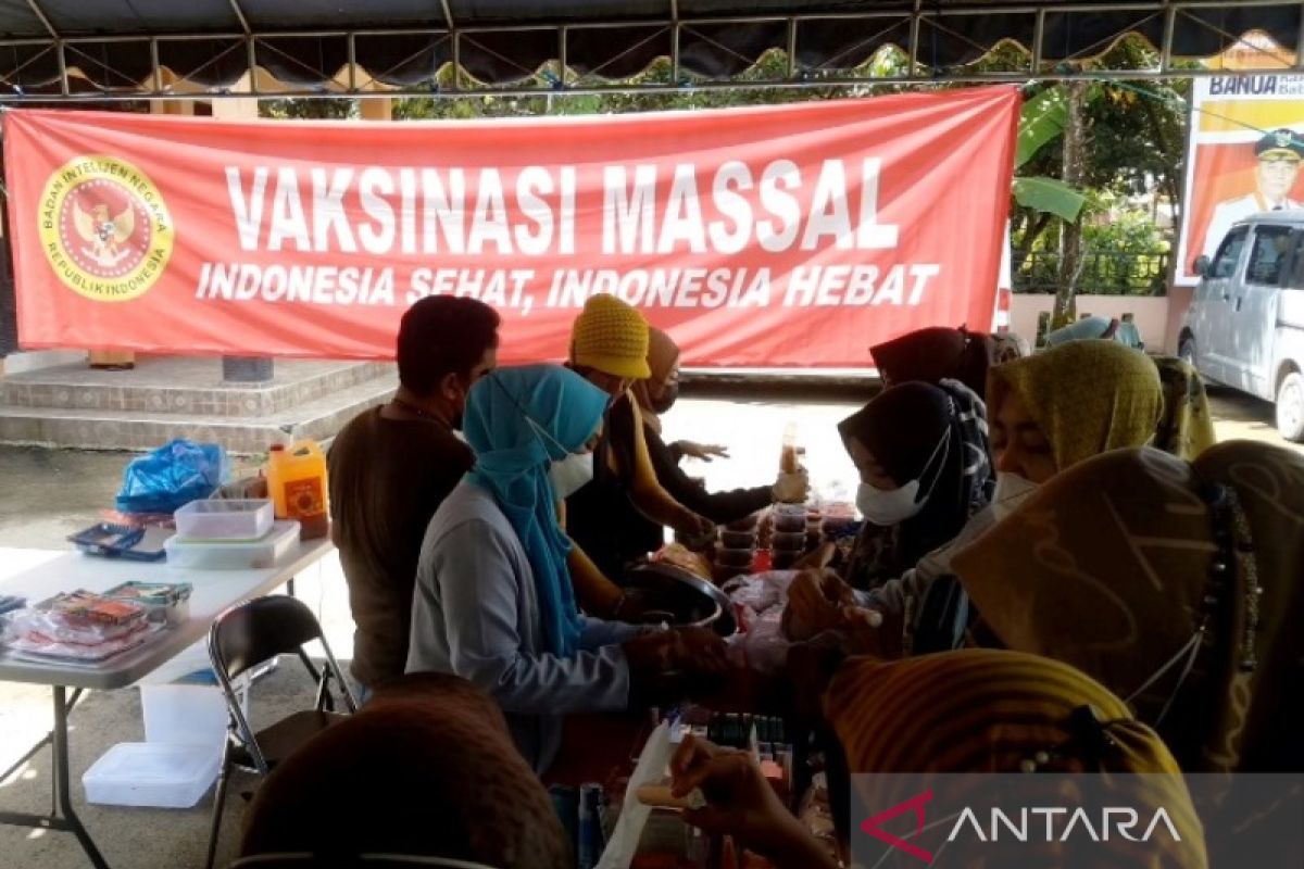 Pengunjung pasar murah HSS wajib tunjukkan kartu vaksin COVID-19