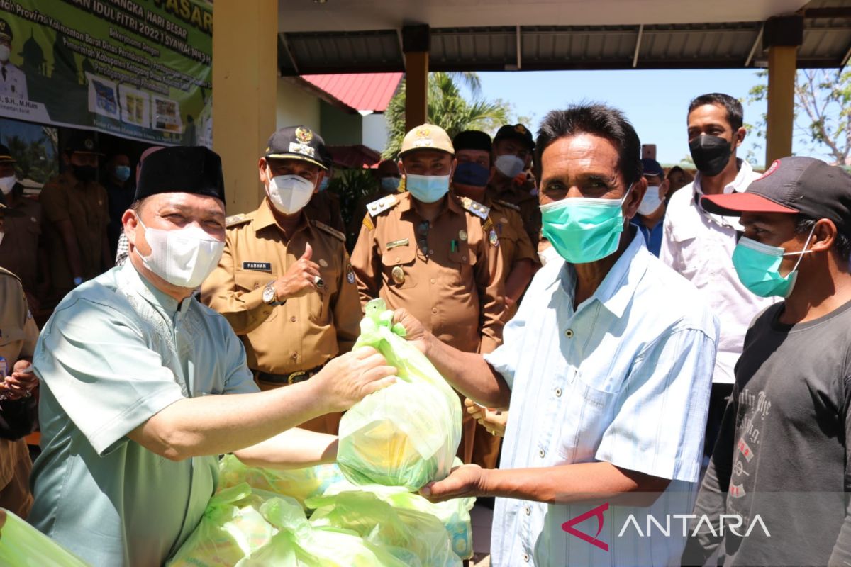 Pemerintah Provinsi Kalbar sediakan 1.000 paket sembako dalam operasi pasar