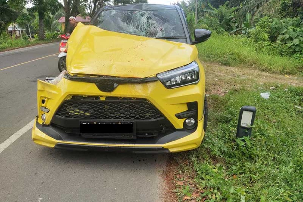 Mobil Mualem alami kecelakaan