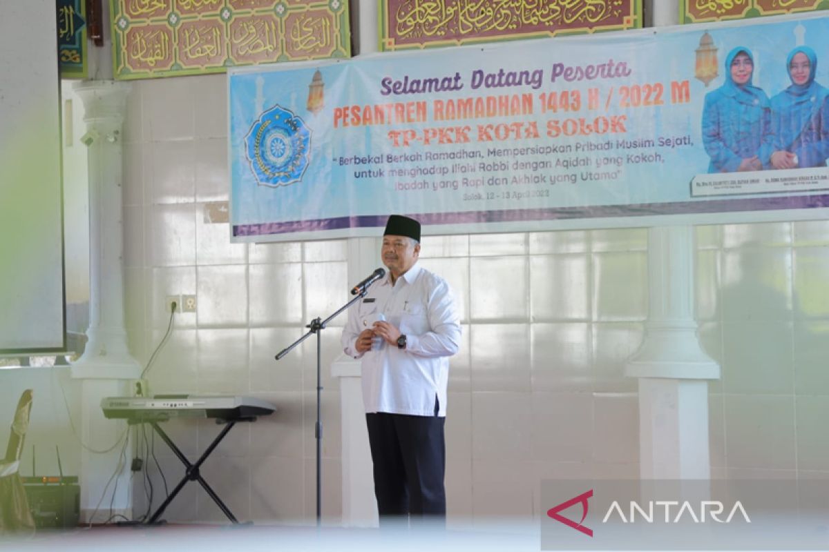 Anggota TP PKK Kota Solok ikuti pesantren Ramadhan 1443 Hijriah