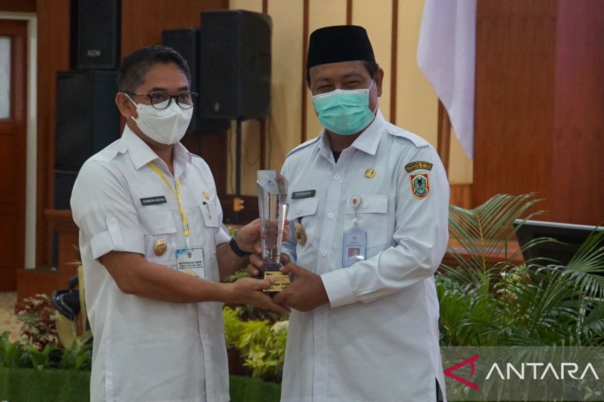 Pemkab HSS raih penghargaan PPD terbaik satu tingkat provinsi