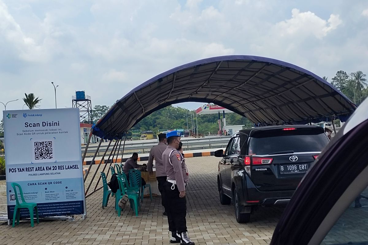 Polres Cirebon Kota sediakan gerai vaksin di KM 208 B Tol Palikanci