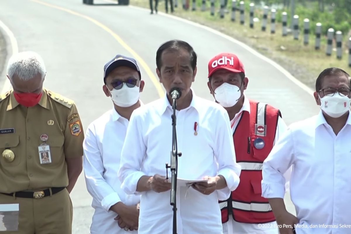 Presiden Jokowi resmikan Jalan Lingkar Brebes-Tegal