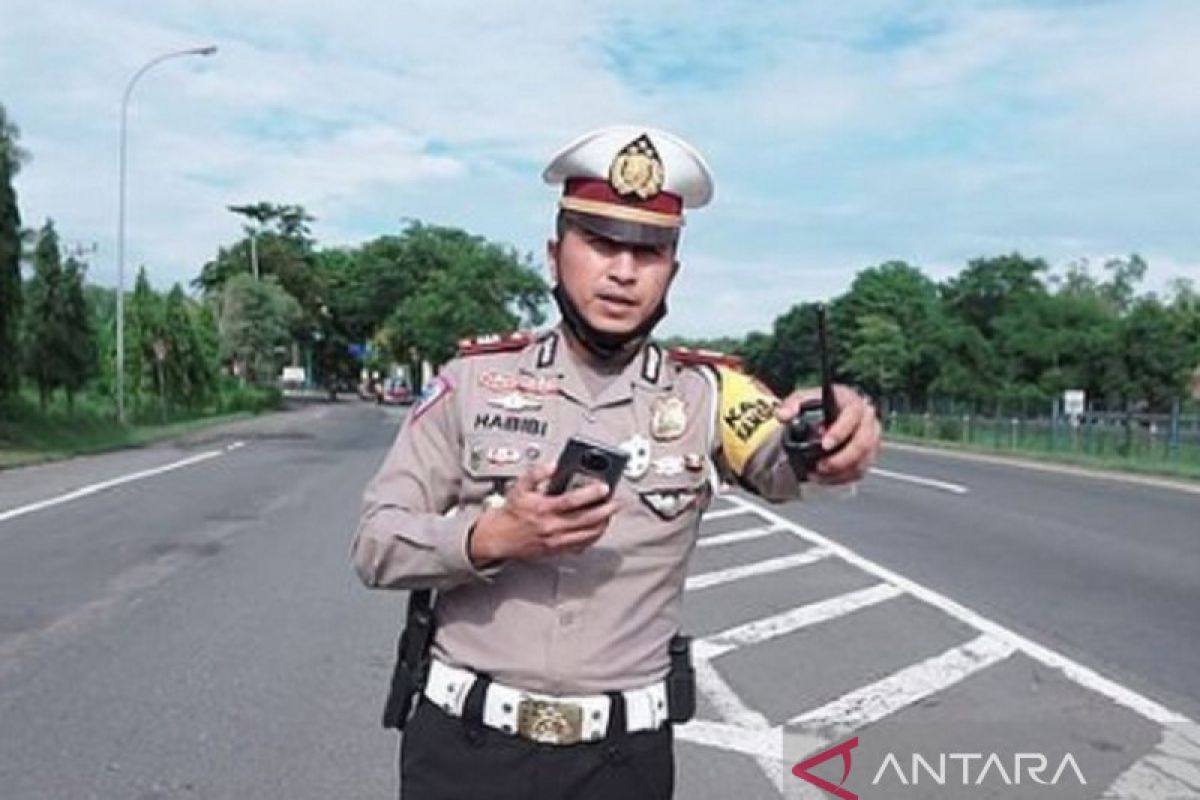 Penutupan 70 U-turn di sepanjang arteri Karawang untuk atasi kemacetan