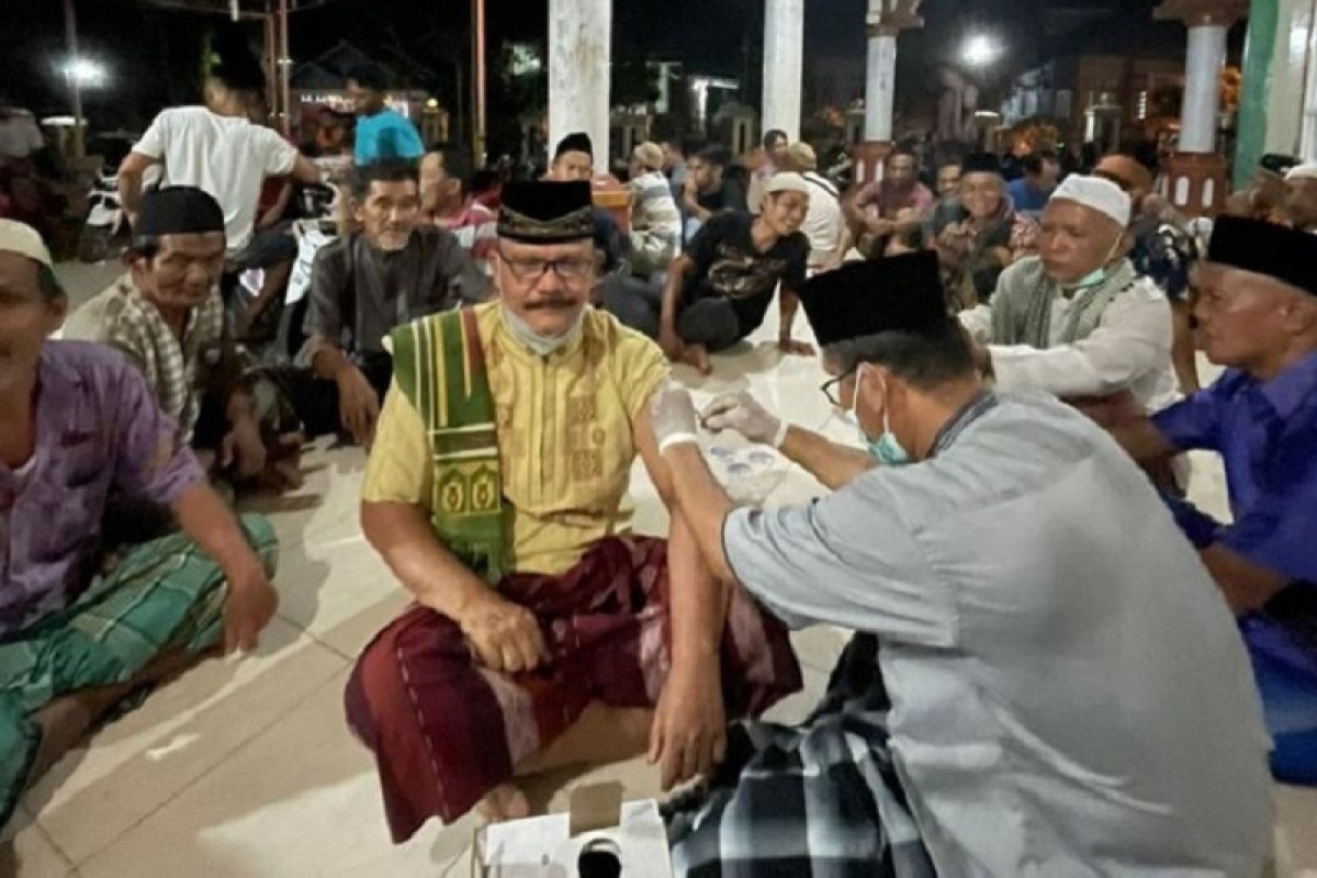 Batanghari  optimalkan  vaksinasi COVID-19 selepas tarawih