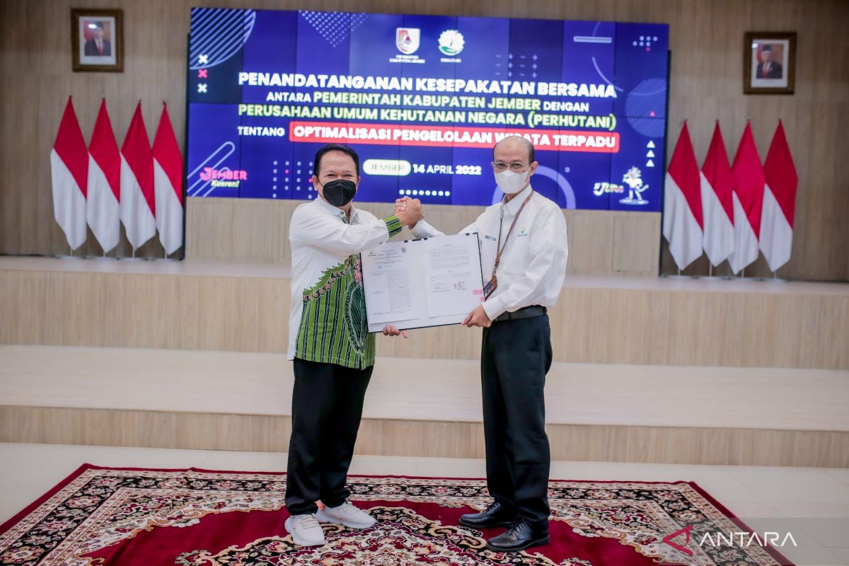 Pemkab Jember dan Perhutani teken MoU optimalkan pengelolaan pariwisata