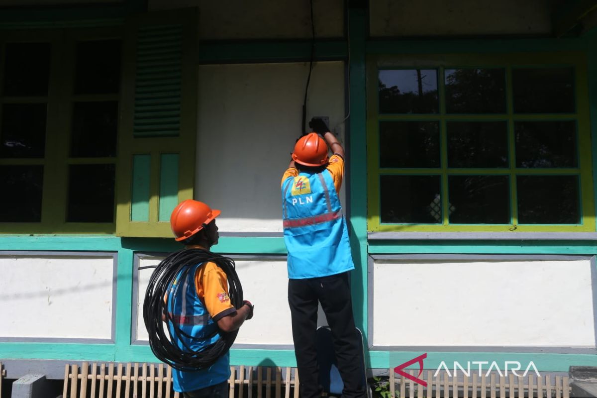 Program tambah daya listrik murah PLN diminati 652 pelanggan di Jatim