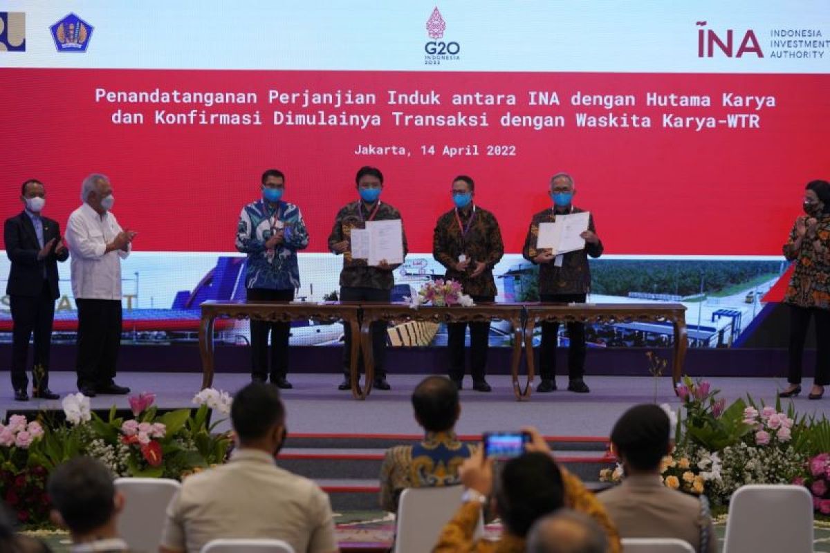 INA, Hutama Karya dan Waskita umumkan kerja sama investasi pengembangan jalan tol
