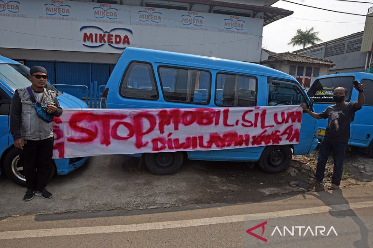 Angkot liar di Serang-Balaraja bertambah, disebut jadi masalah