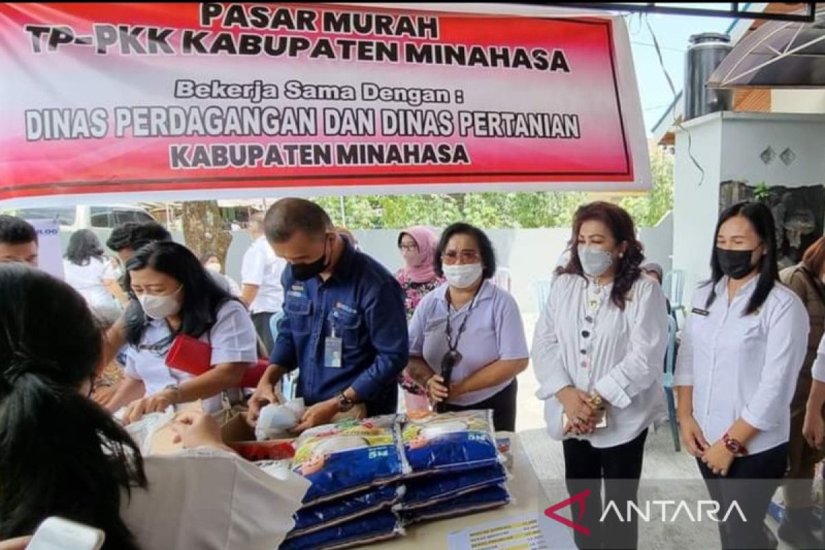 TP-PKK gelar pasar murah  Idul Fitri dan Paskah di Minahasa