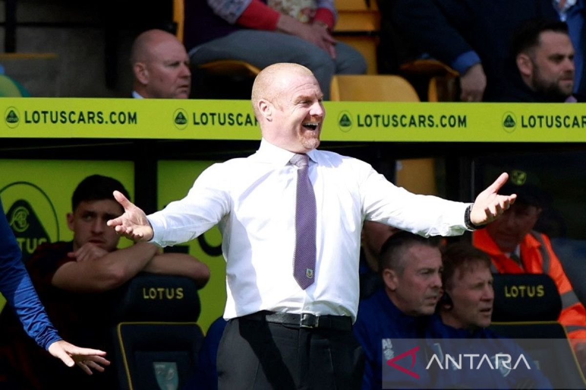 Burnley pecat Sean Dyche di tengah perjuangan berat hindari degradasi