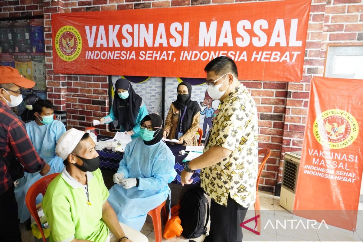 BIN sasar warga binaan Lapas Karang Intan terima booster