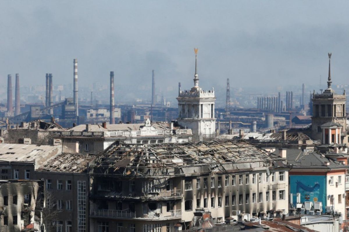 Ukraina: Pertempuran terjadi di pelabuhan dan pabrik baja Mariupol