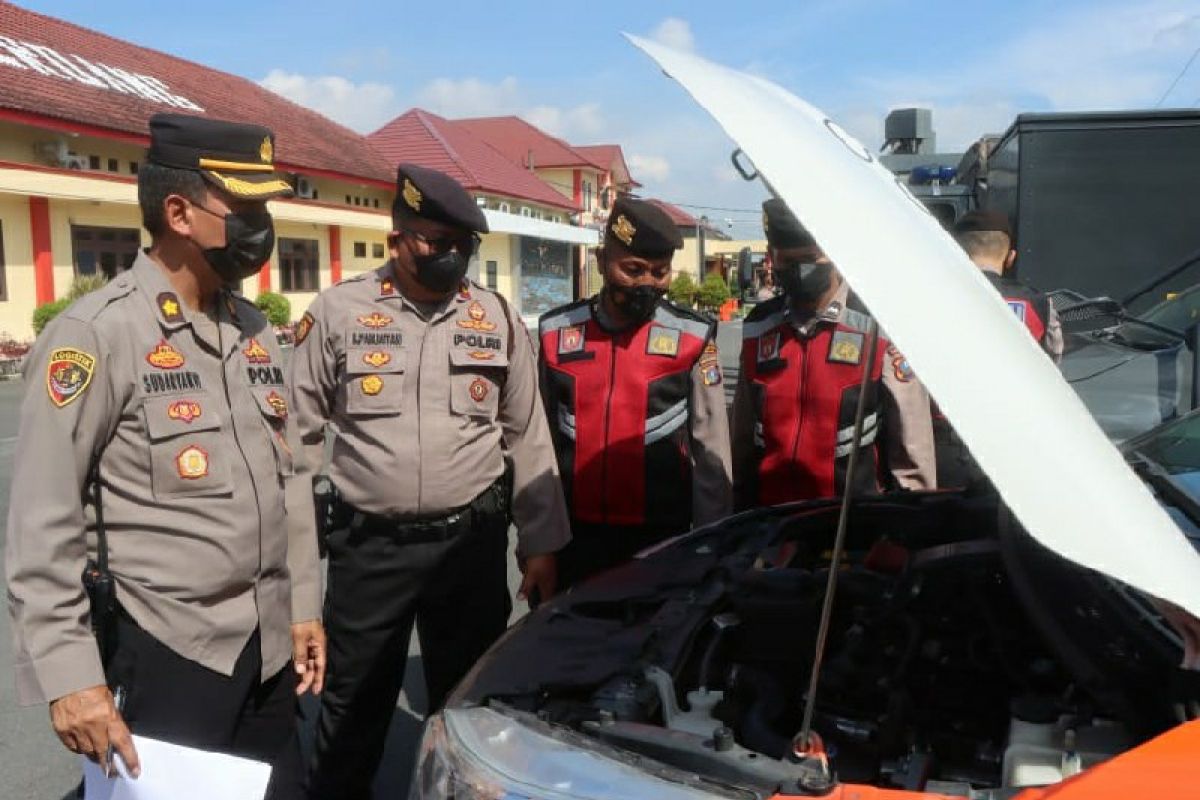 Polresta Deliserdang cek kendaraan dinas untuk patroli pengamanan Pilkades