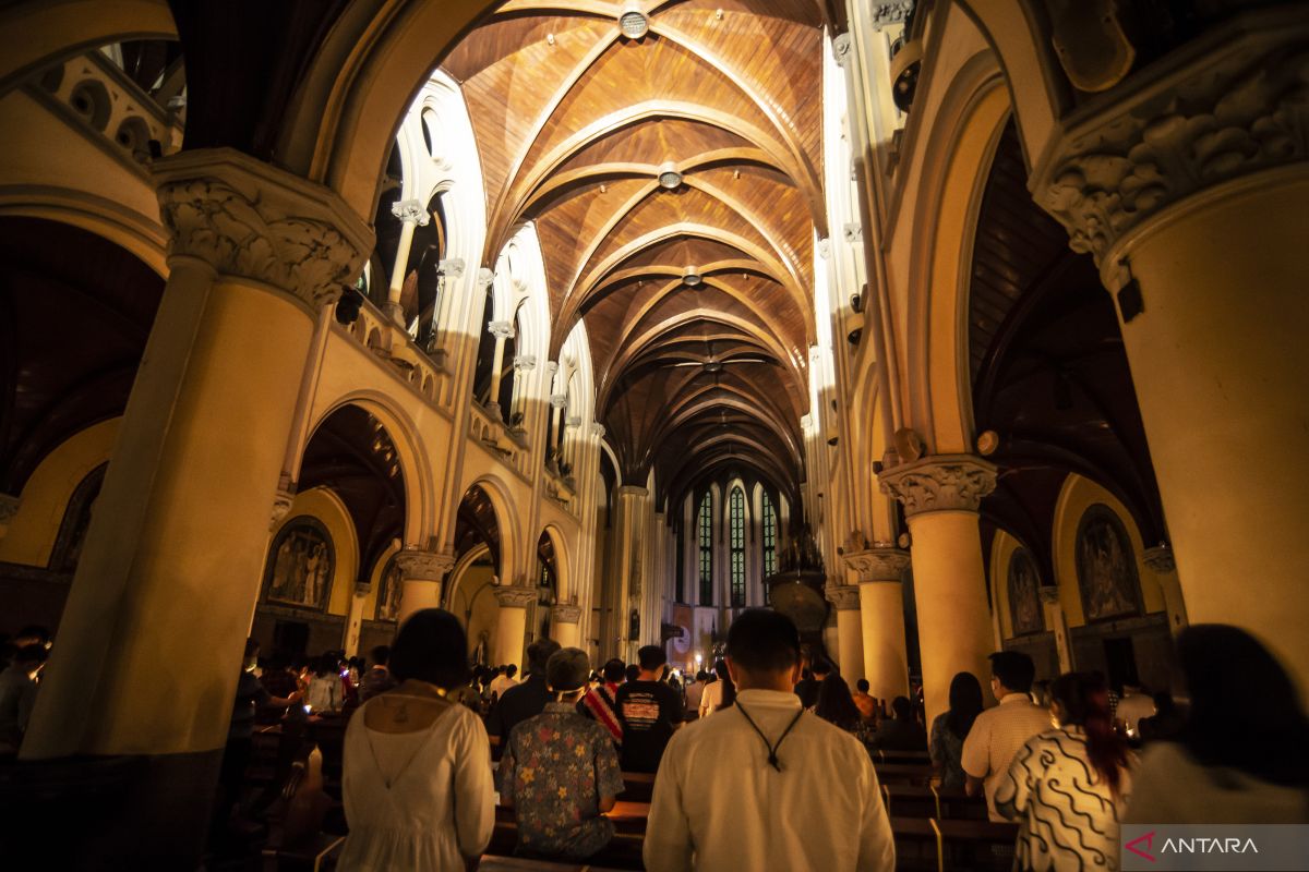 Humas Gereja Katedral: Tidak ada pembatasan usia masyarakat ikuti misa