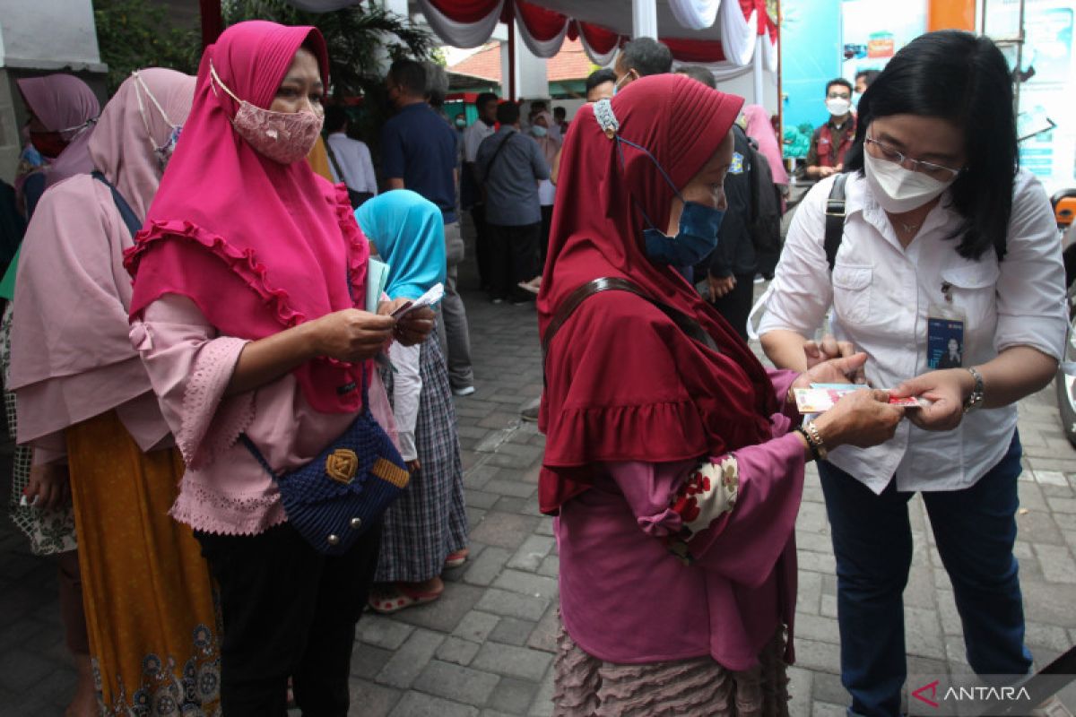 Surabaya bersiasat mempercepat penyaluran BPNT dan BLT minyak goreng