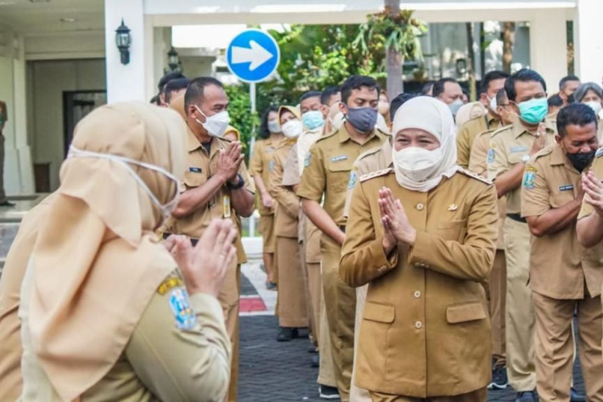 Gubernur Khofifah terbitkan surat edaran cuti bersama Idul Fitri 1443 H