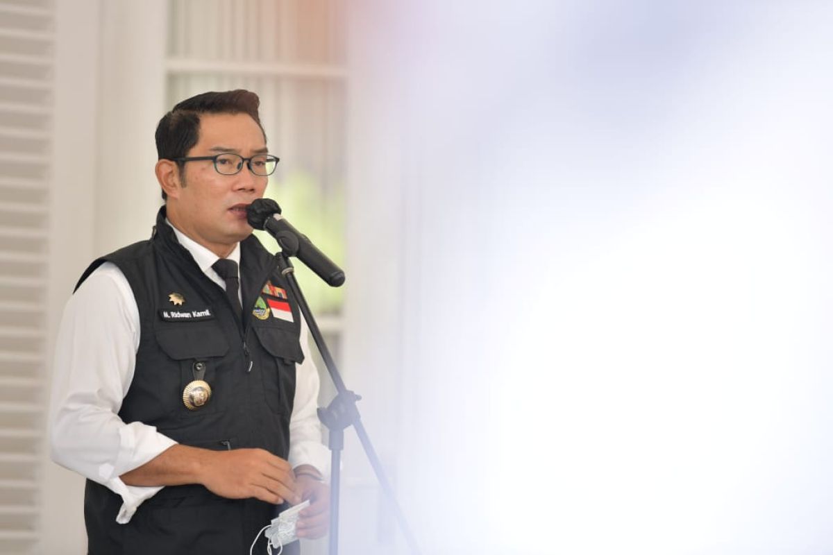 Ridwan Kamil imbau perusahaan tak mencicil dan menunda THR