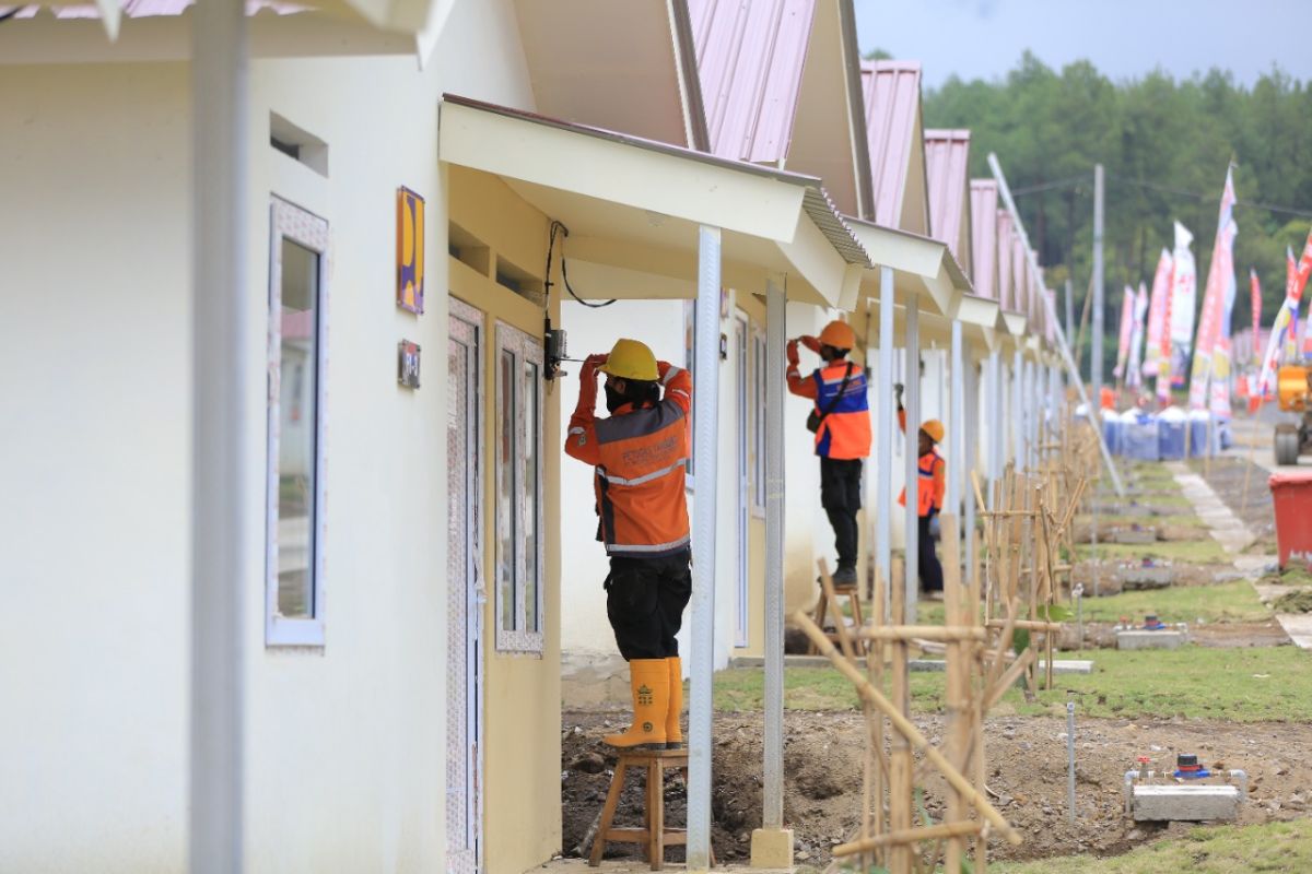 PLN gelontor Rp5 miliar bangun jaringan listrik di hunian korban Semeru