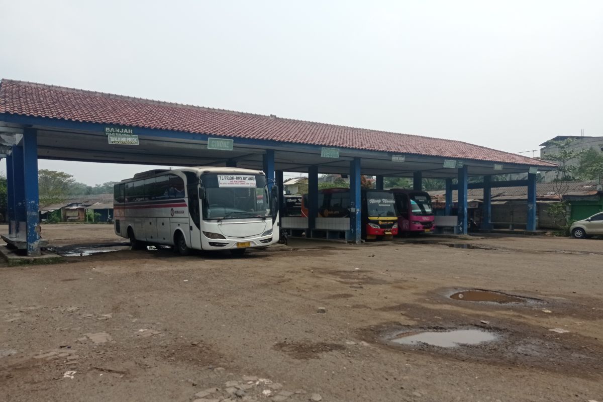 Puncak arus mudik Terminal Bus Mandala Rangkasbitung, Lebak diprediksi H-4