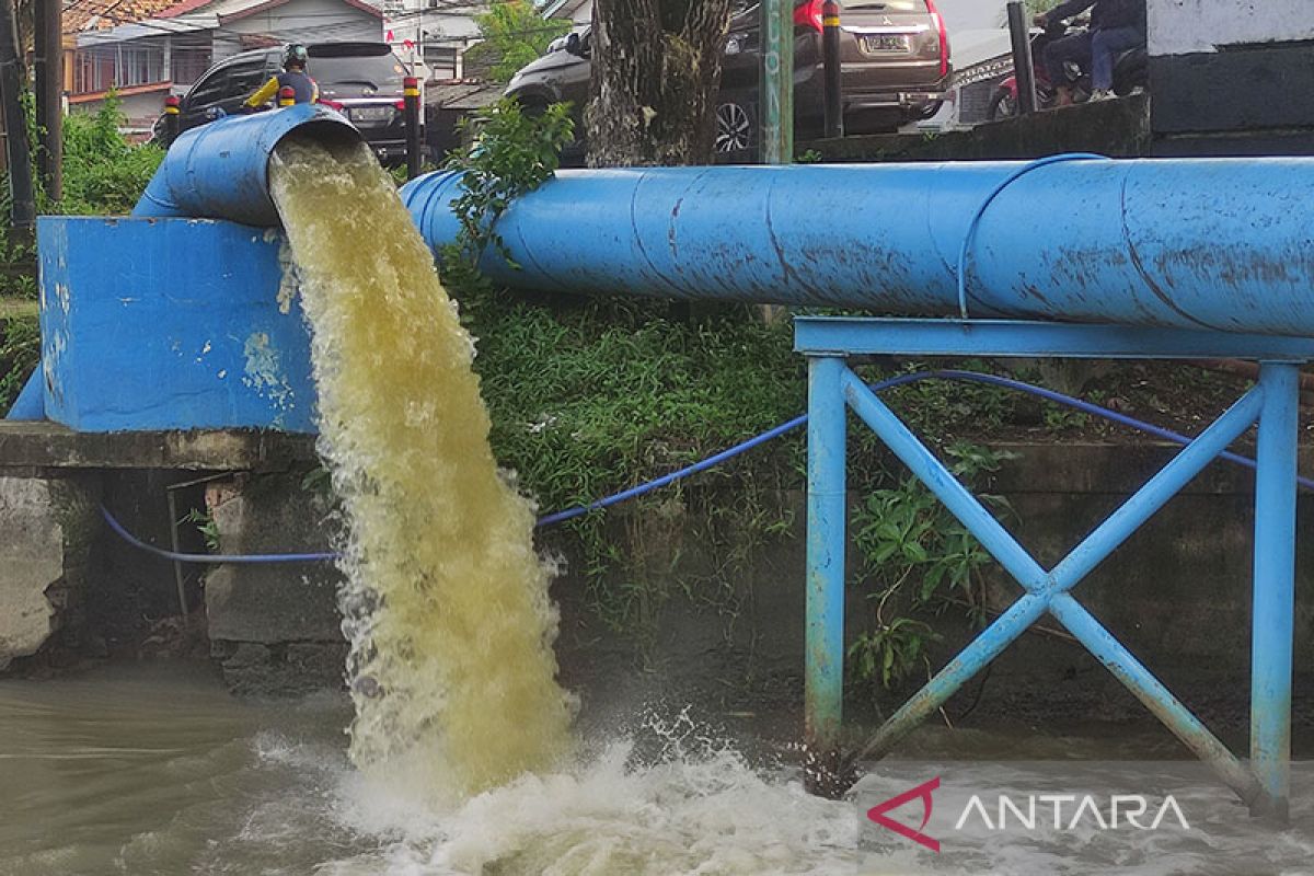 Wakil Walikota: Titik banjir di Palembang berkurang 50 persen