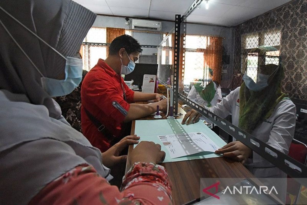 Kemenag instruksikan kantor wilayah di setiap provinsi sosialisasikan batas usia berhaji