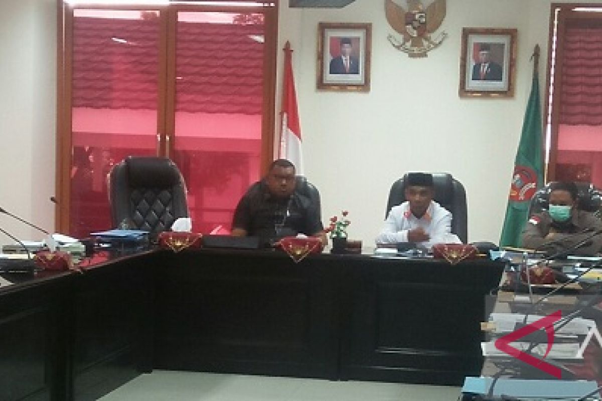 DPRD nilai Pemkab Malteng lambat tangani persoalan kontingensi