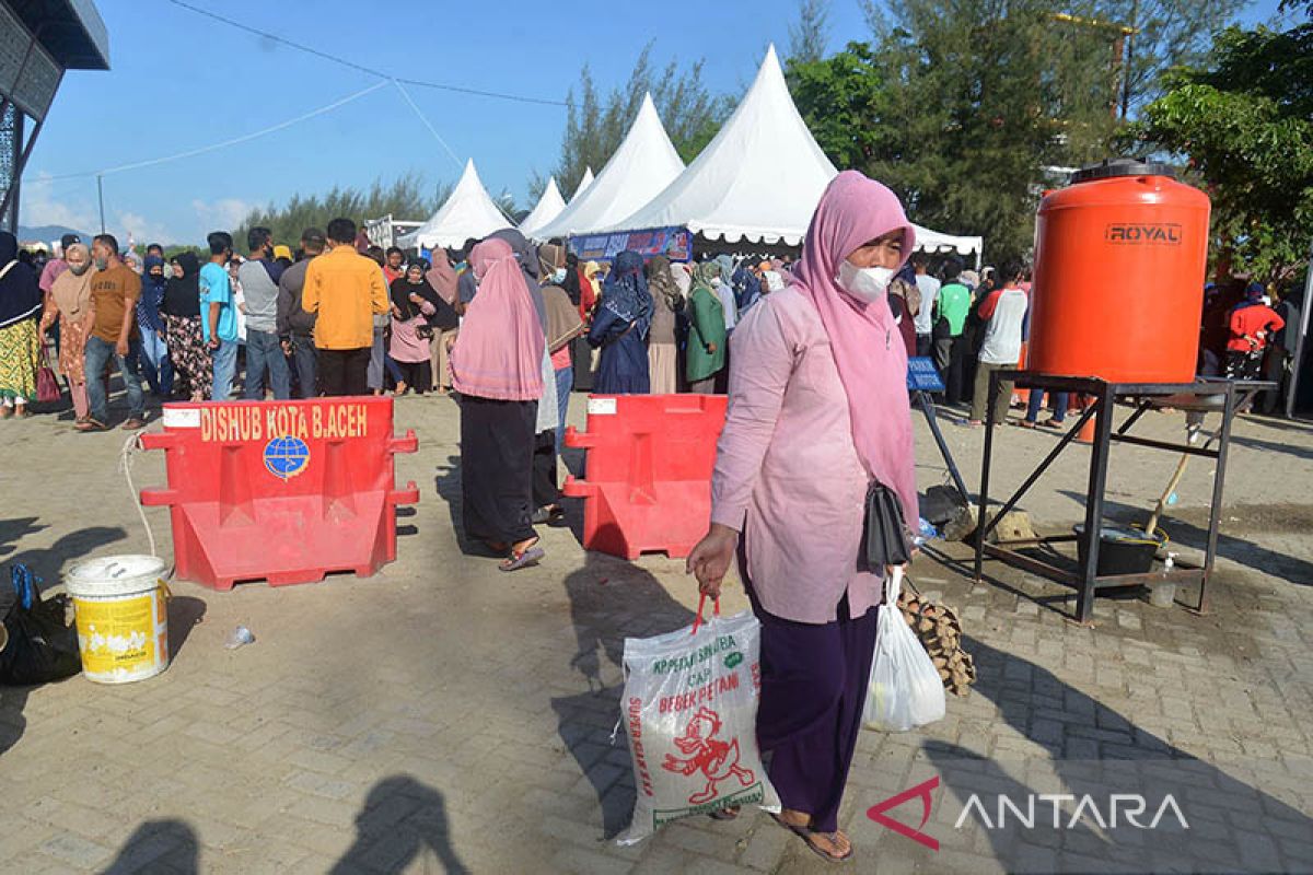 Disperindakop Simeulue pastikan persediaan sembako mencukupi