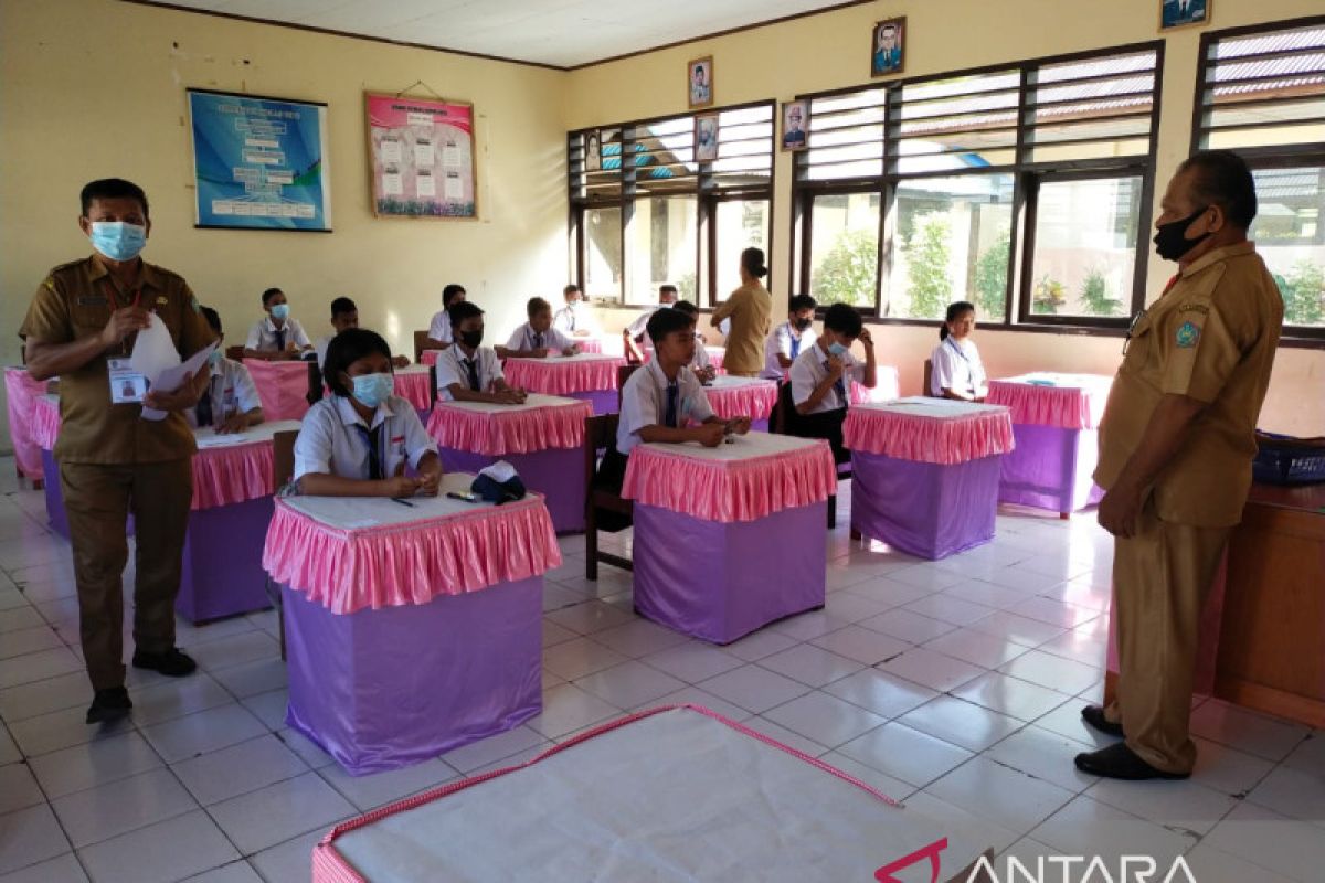 62 SMP di Kabupaten Sangihe laksanakan kegiatan ujian sekolah