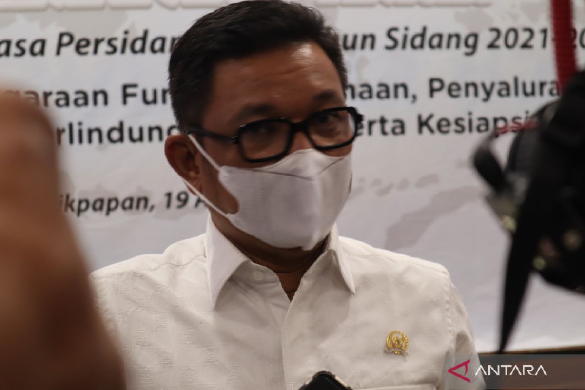 Ace Hasan minta Kemensos investigasi beras bantuan terkubur di tanah