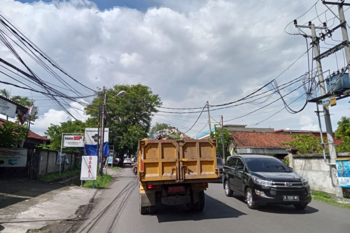 DLH: Volume sampah di Mataram turun karena program pemilahan