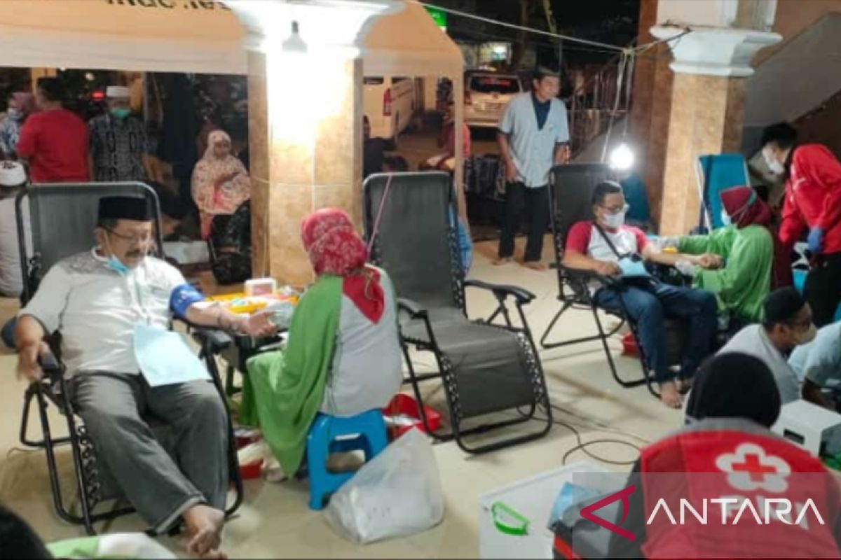 PMI Jember himpun 2.305 kantong darah dari kegiatan donor Safari Ramadhan