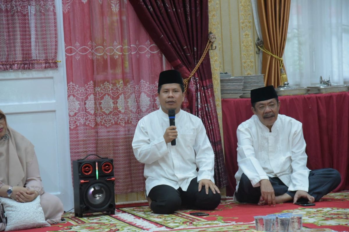 Buka puasa bersama di Rumah Dinas Bupati Sambas