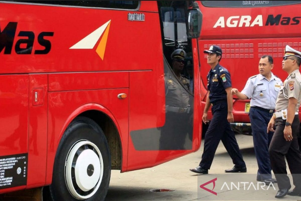 Kemenhub "ramp check" bus AKAP dan pariwisata jelang Natal-tahun  baru