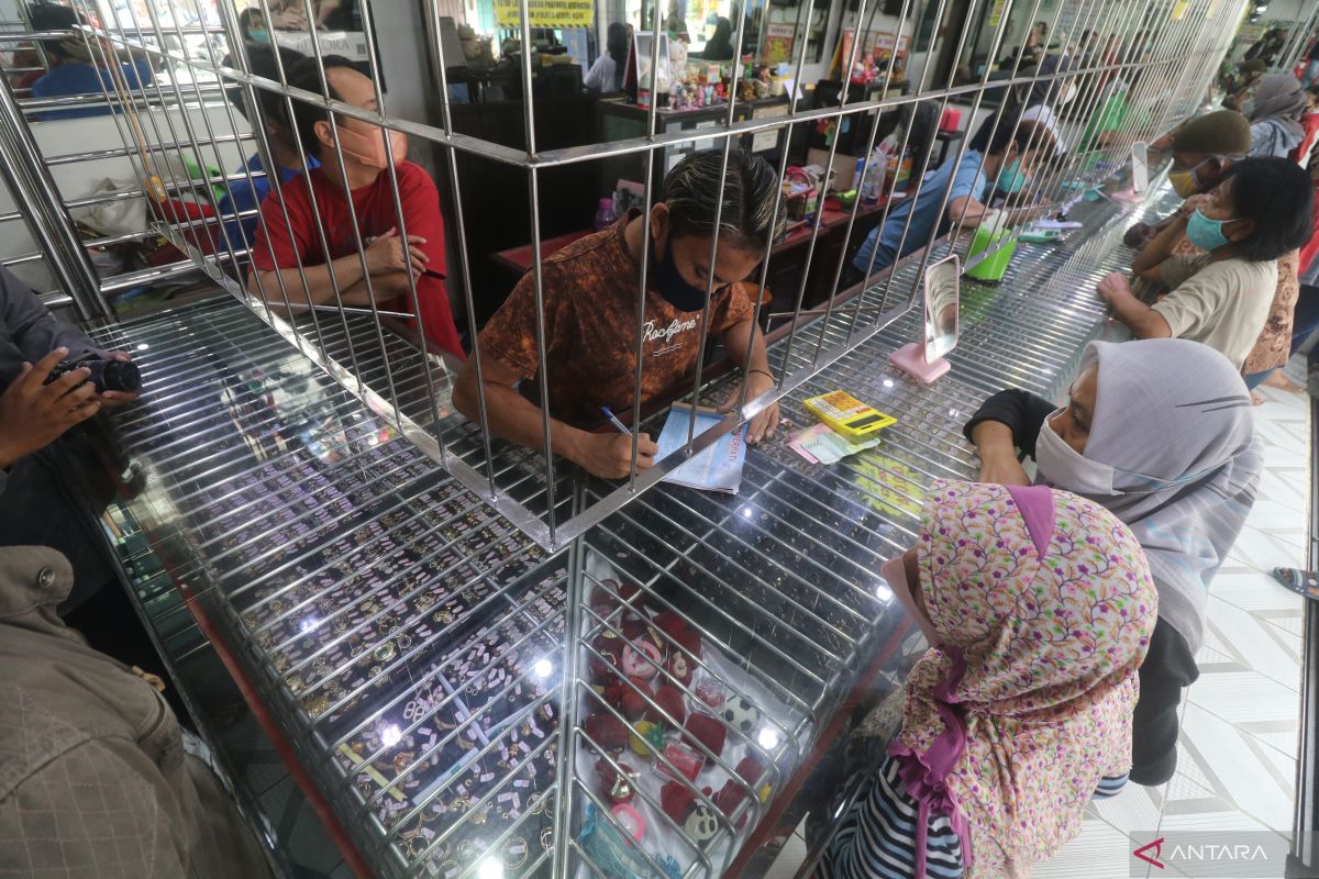 Emas Antam hari ini Rp1,533 juta per gram