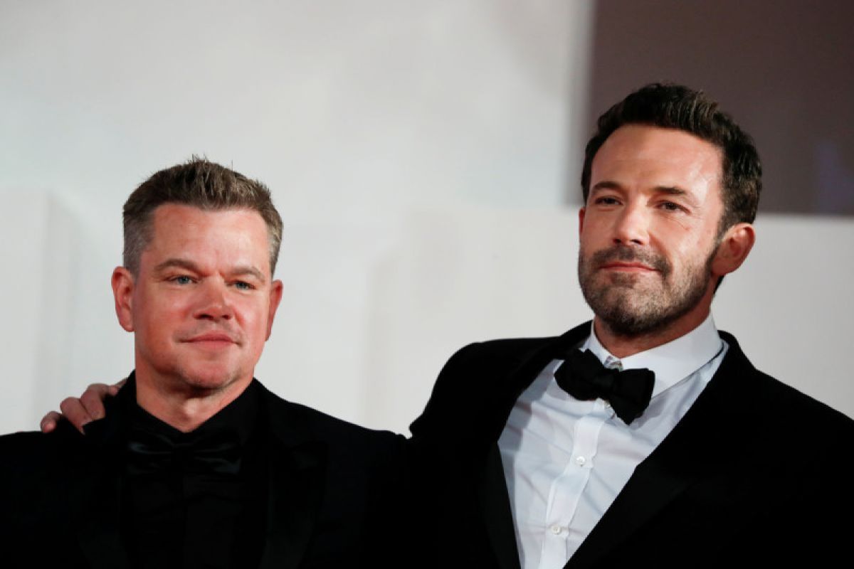 Ben Affleck & Matt Damon akan main film bareng lagi di film Nike