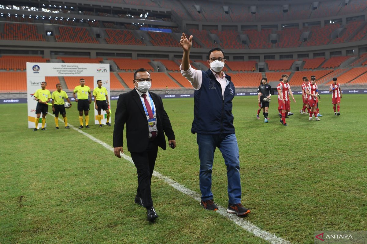 Anies pastikan Persija akan bermain di JIS dan 'Bepe' penendang pertama