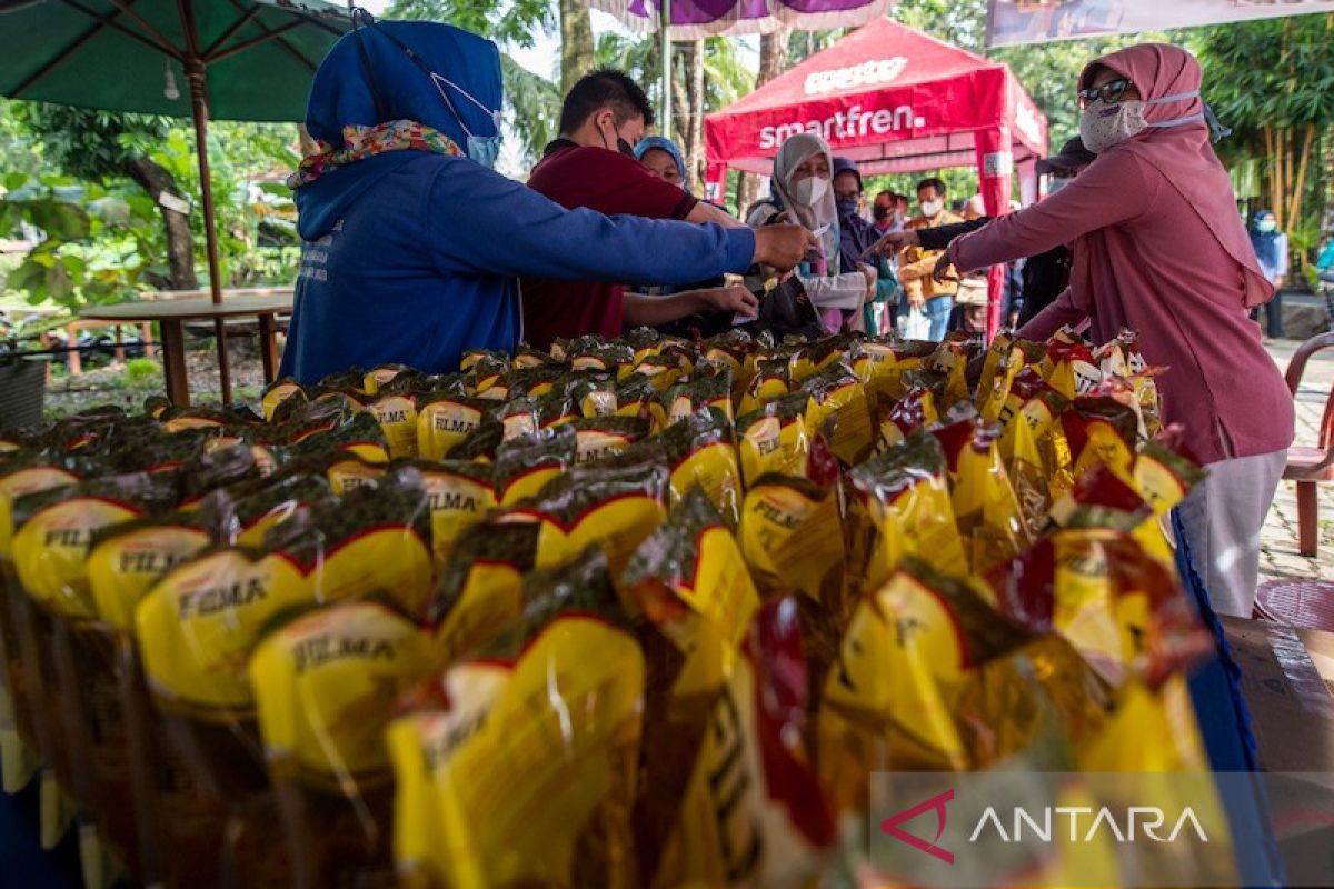 APP Sinar Mas gelar bazar Ramadhan jual  4.000 liter minyak goreng