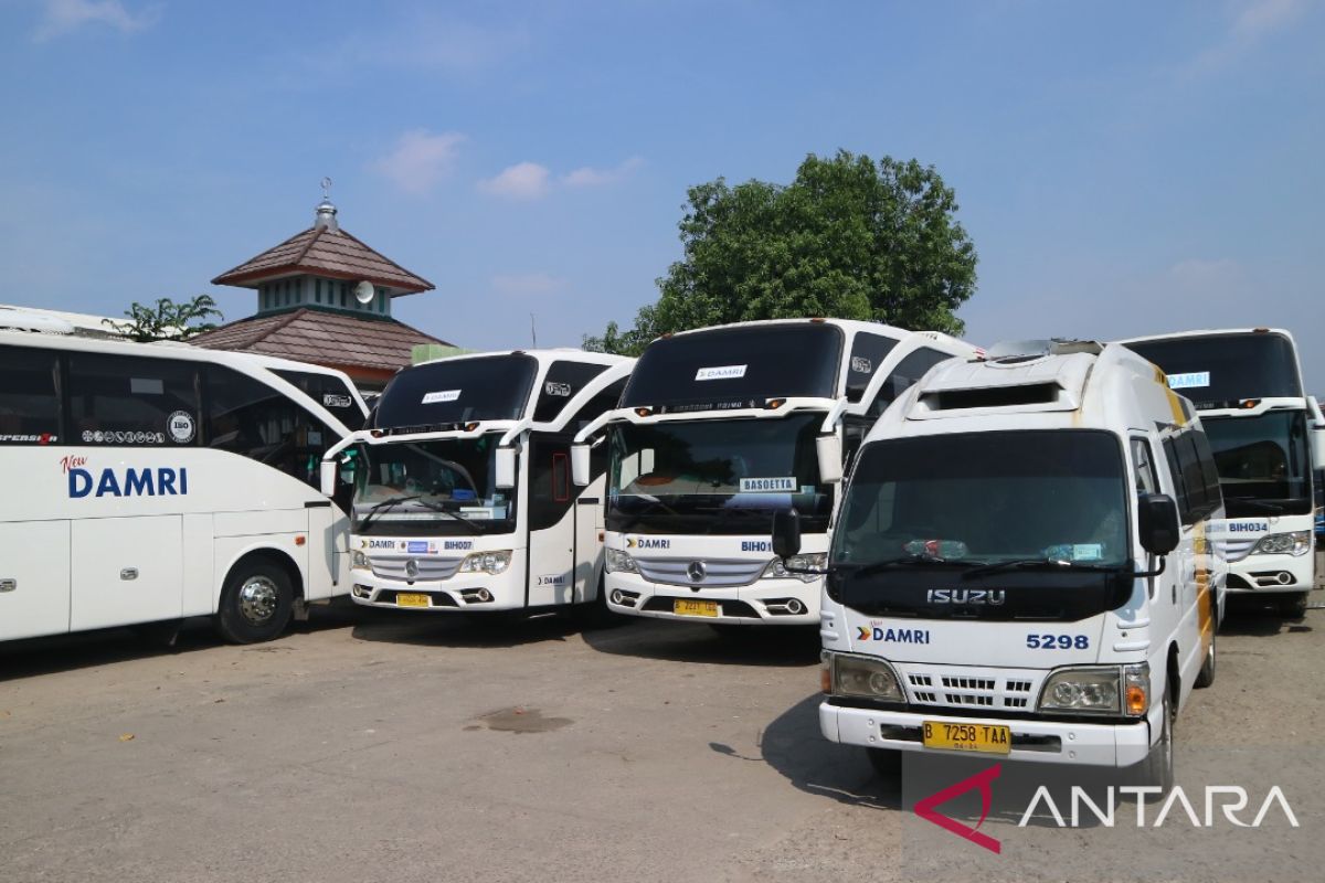 DAMRI kerahkan 54 armada bus untuk rute Lampung pada mudik lebaran