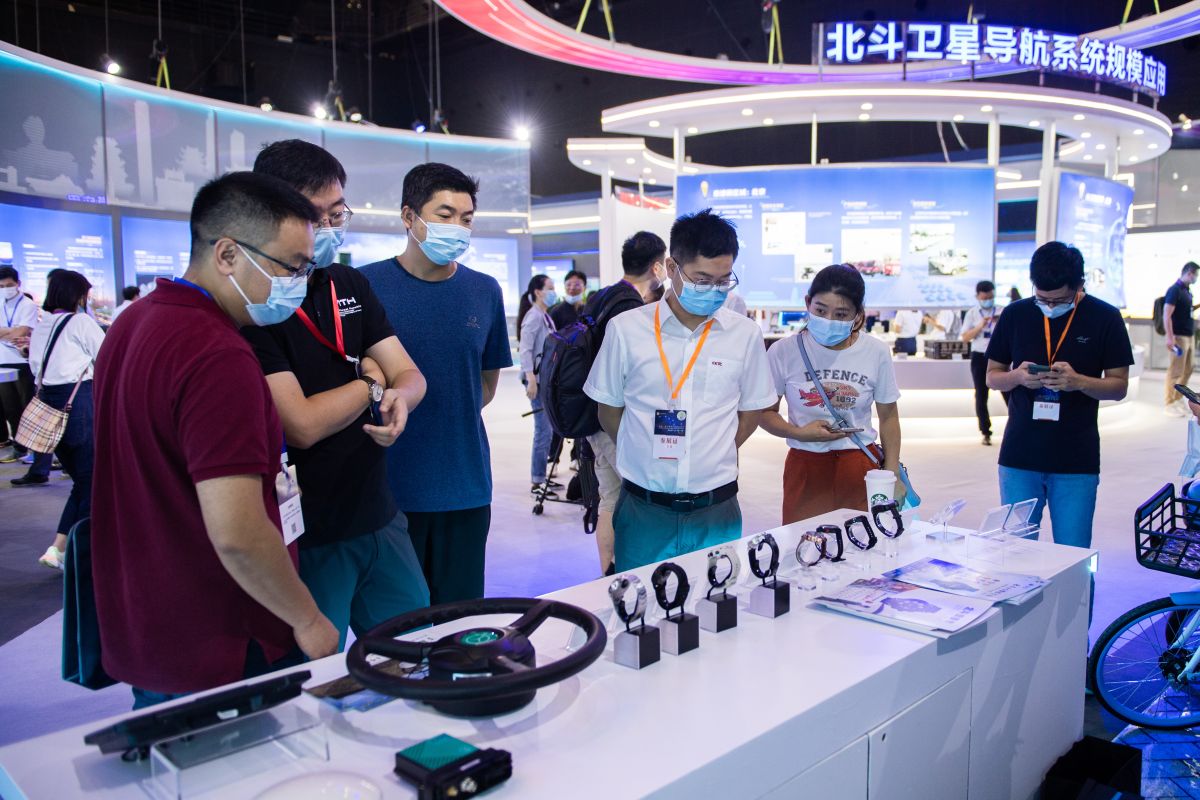 Satelit BeiDou genjot dukungan teknis bagi industri ponsel pintar China