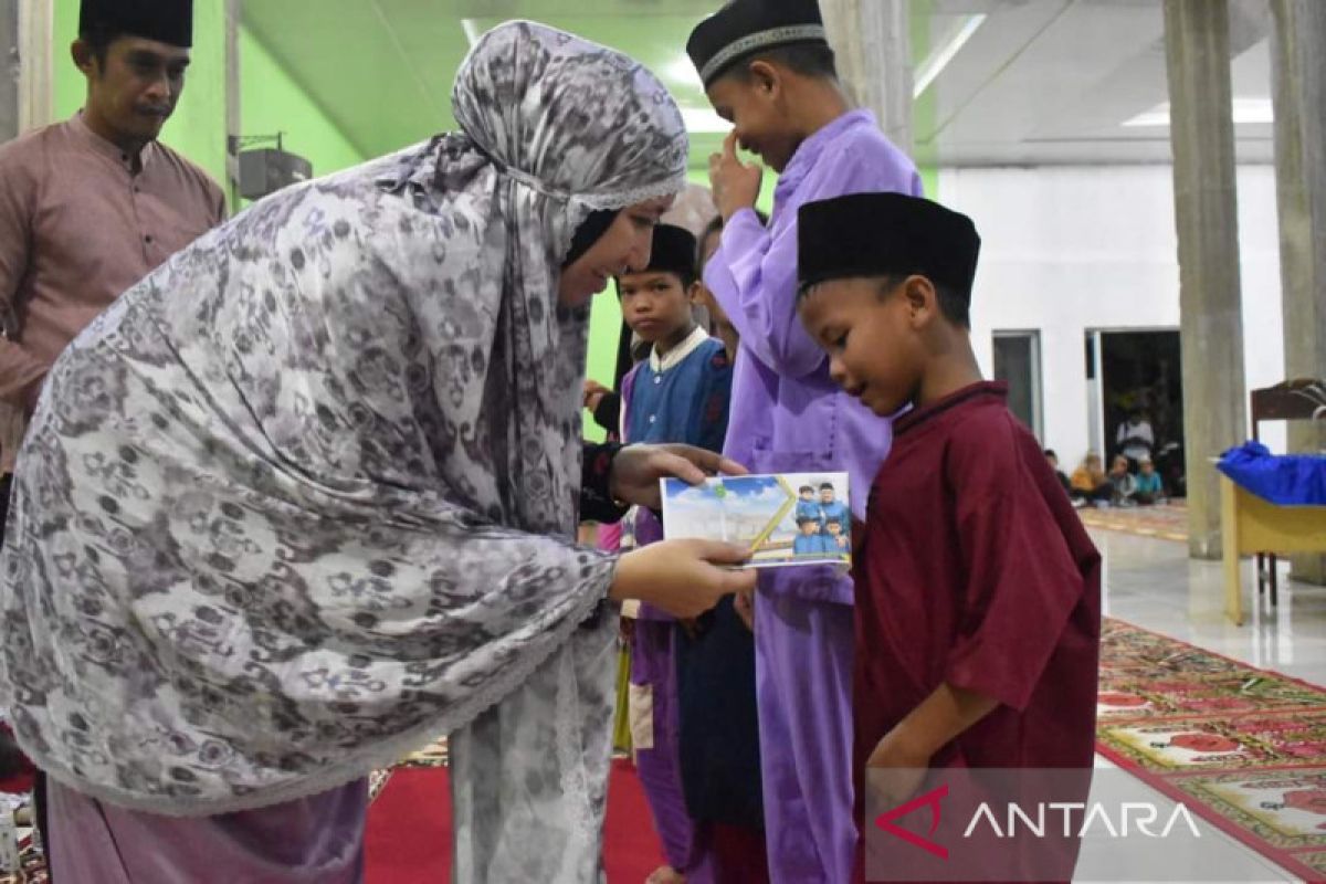 Safari Ramadhan di Rakit Kulim, Bupati Inhu jemput aspirasi