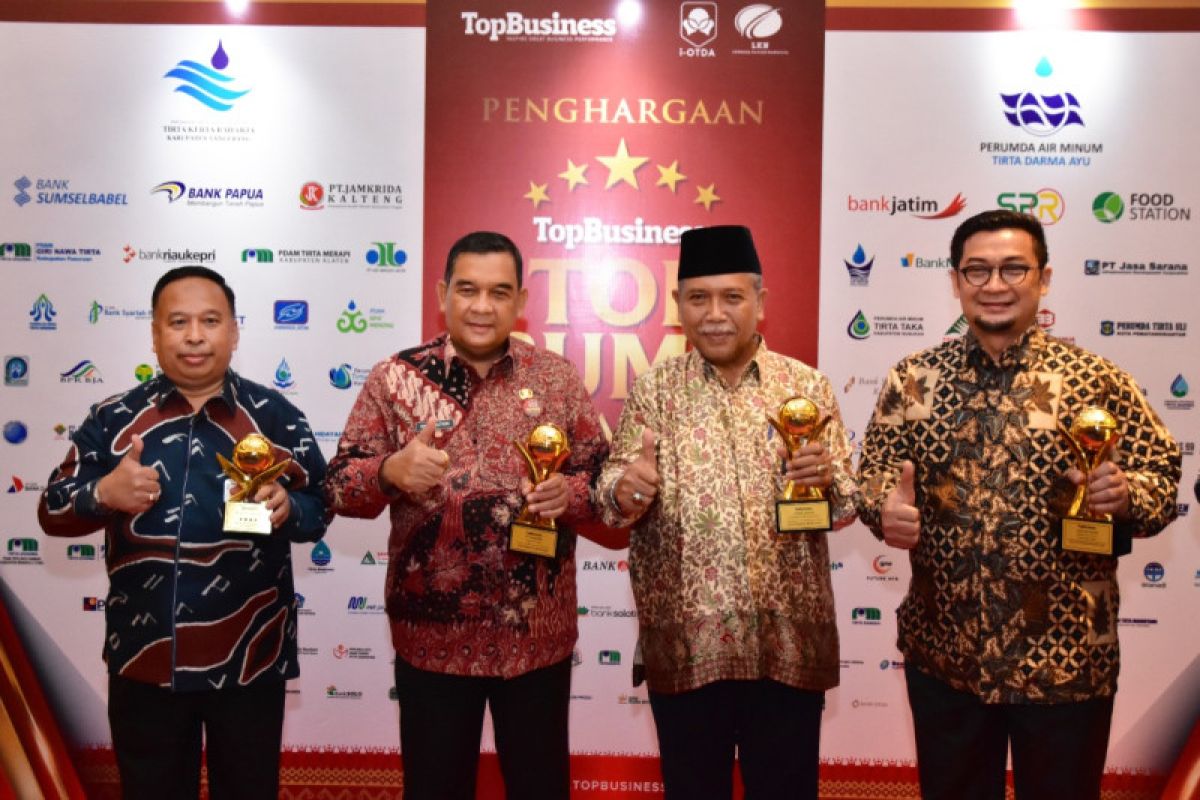 Bank Riau Kepri sabet 4 penghargaan di Top BUMD Awards 2022