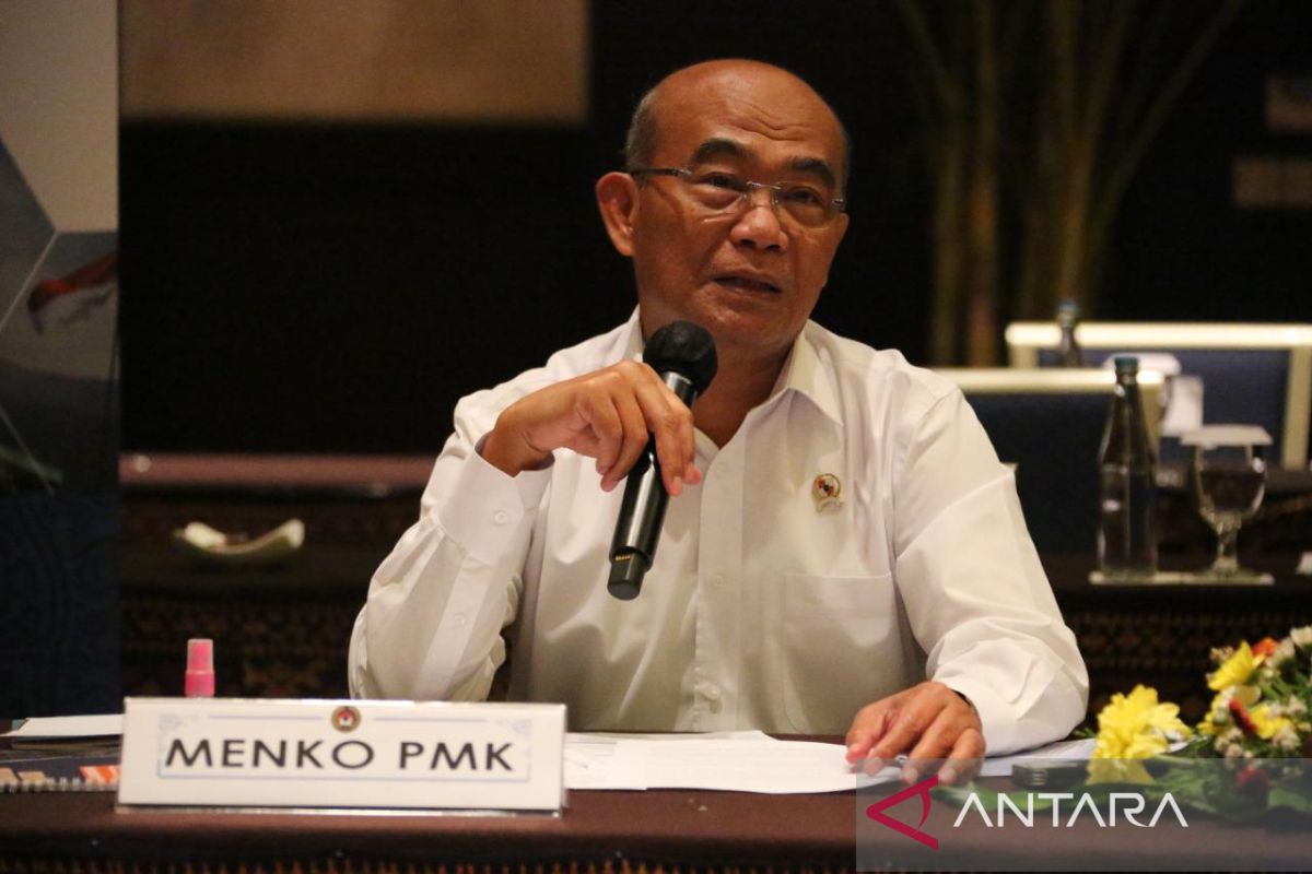 Menko PMK Muhadjir minta masyarakat jangan pilih mudik saat puncak arus